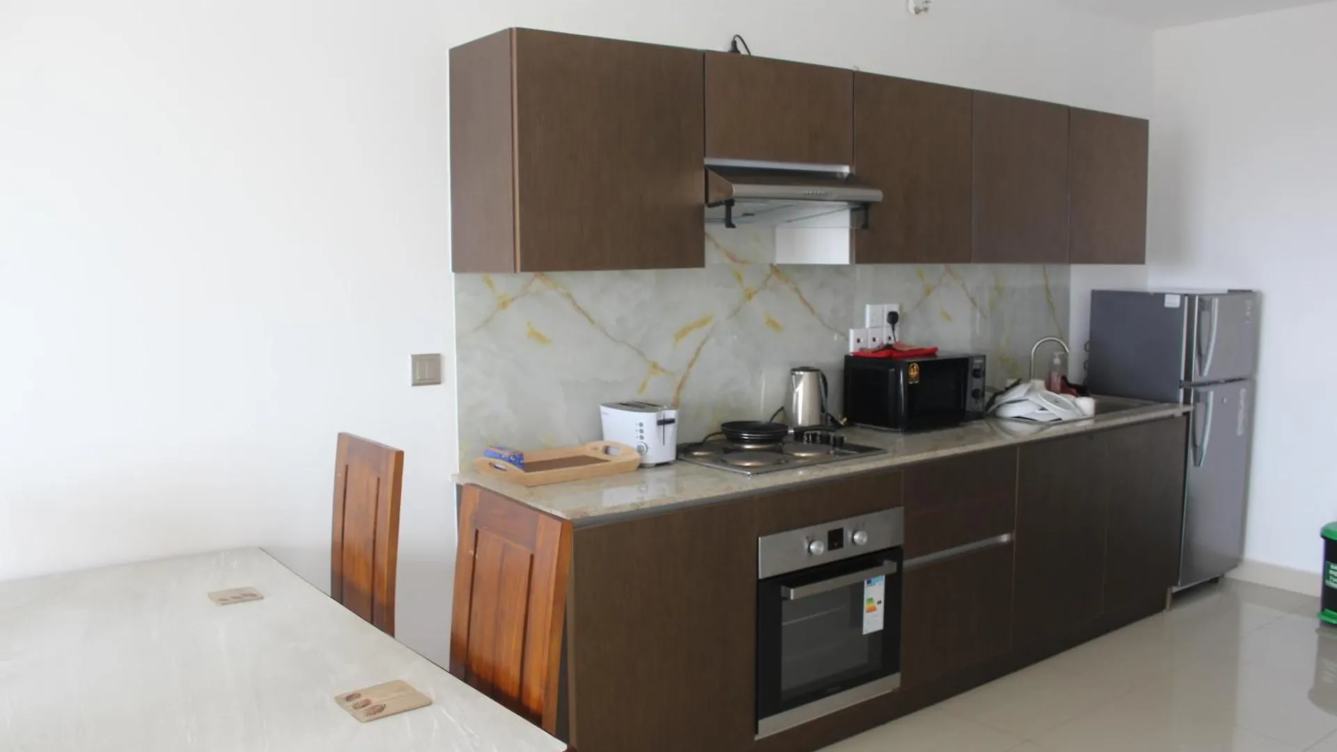 Airport Luxury Ocean Condos Negombo Apartment
