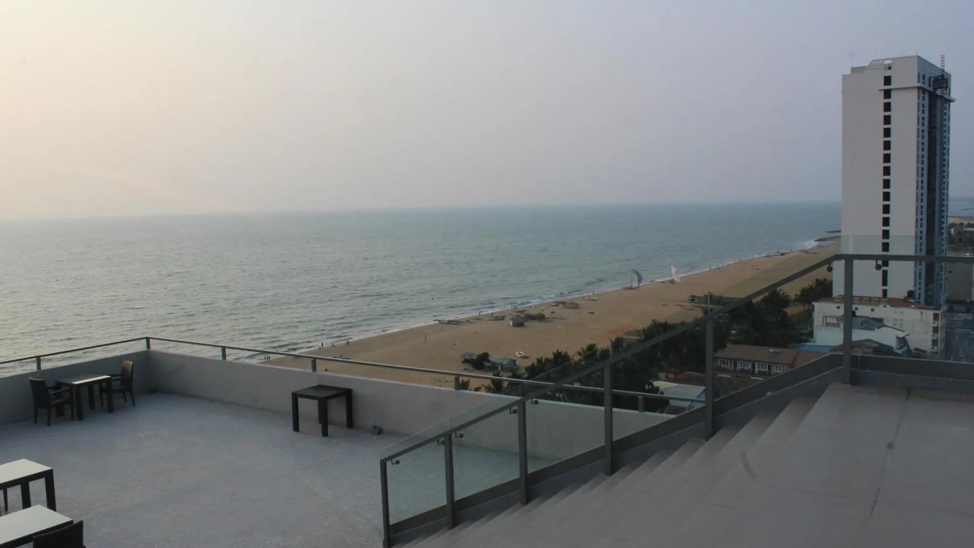 Airport Luxury Ocean Condos Negombo 0*,