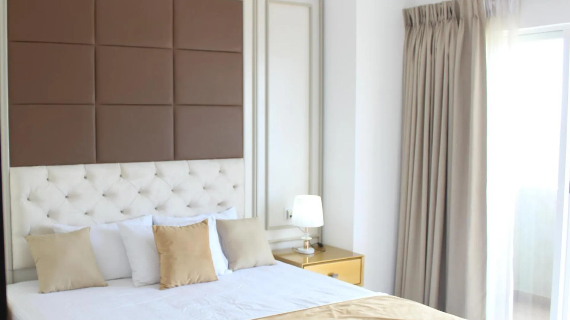 Apartment Airport Luxury Ocean Condos Negombo
