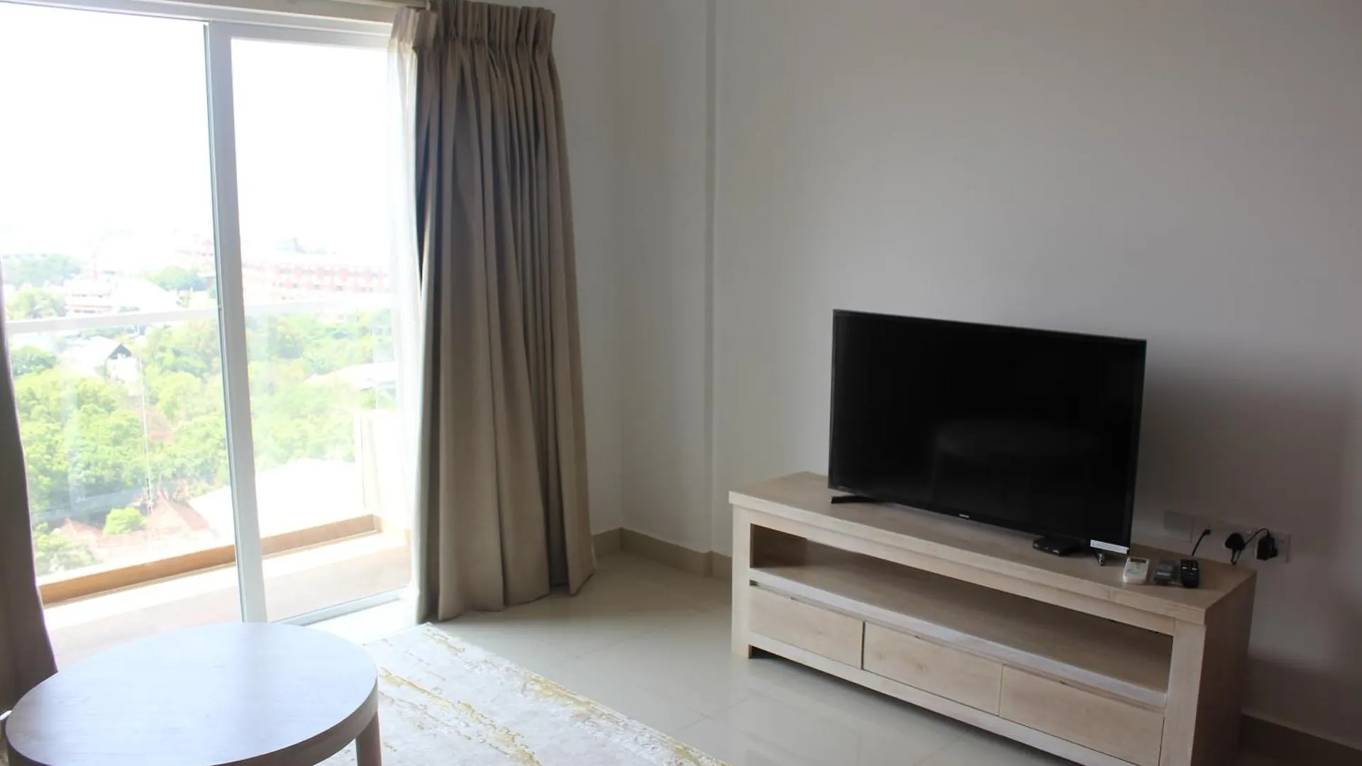 Apartment Airport Luxury Ocean Condos Negombo